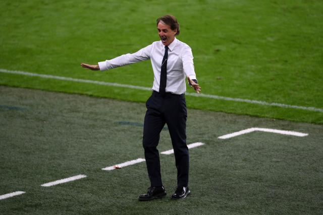 开云体育app-夺冠大热门差点玩死自己！曼奇尼一战暴露诸多问题