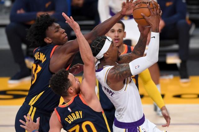 开云体育平台app-首节净负20分 开启魔鬼赛程勇士遭遇当头棒喝